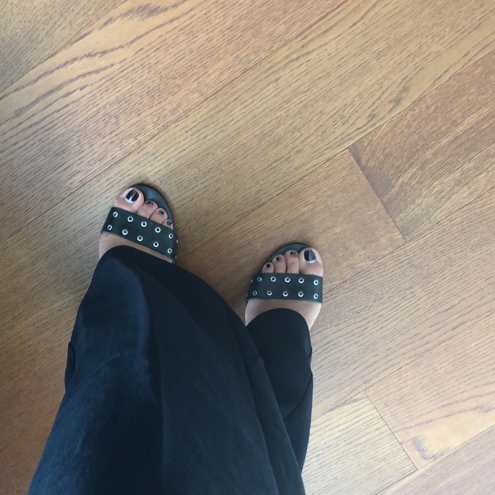 Super cute Rebecca Minkoff heels silver studded on black leather - Picture 16 of 16